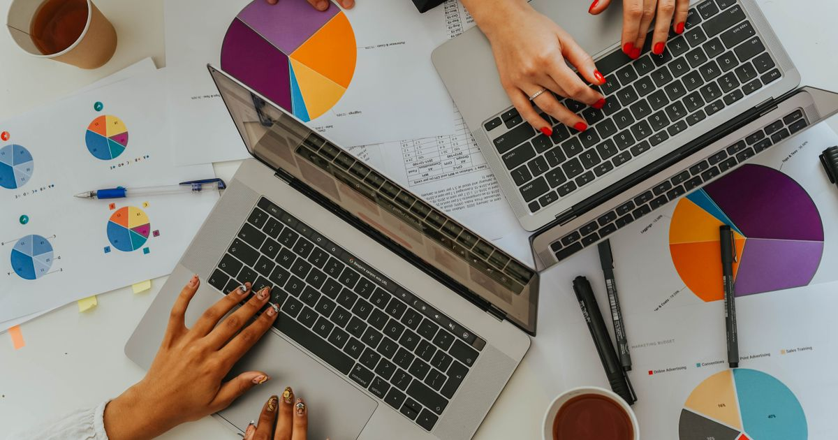 Marketing accountability KPIs dashboard for leaders